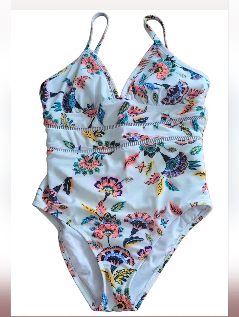 White Floral One-Piece Swimsuit🌸.